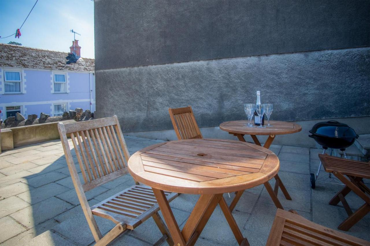 Ivy Cellar - 2 Bedroom - United Kingdom